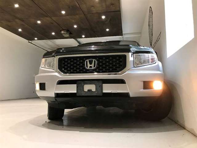 2010 Honda Ridgeline 4x4 RT 4dr Crew Cab